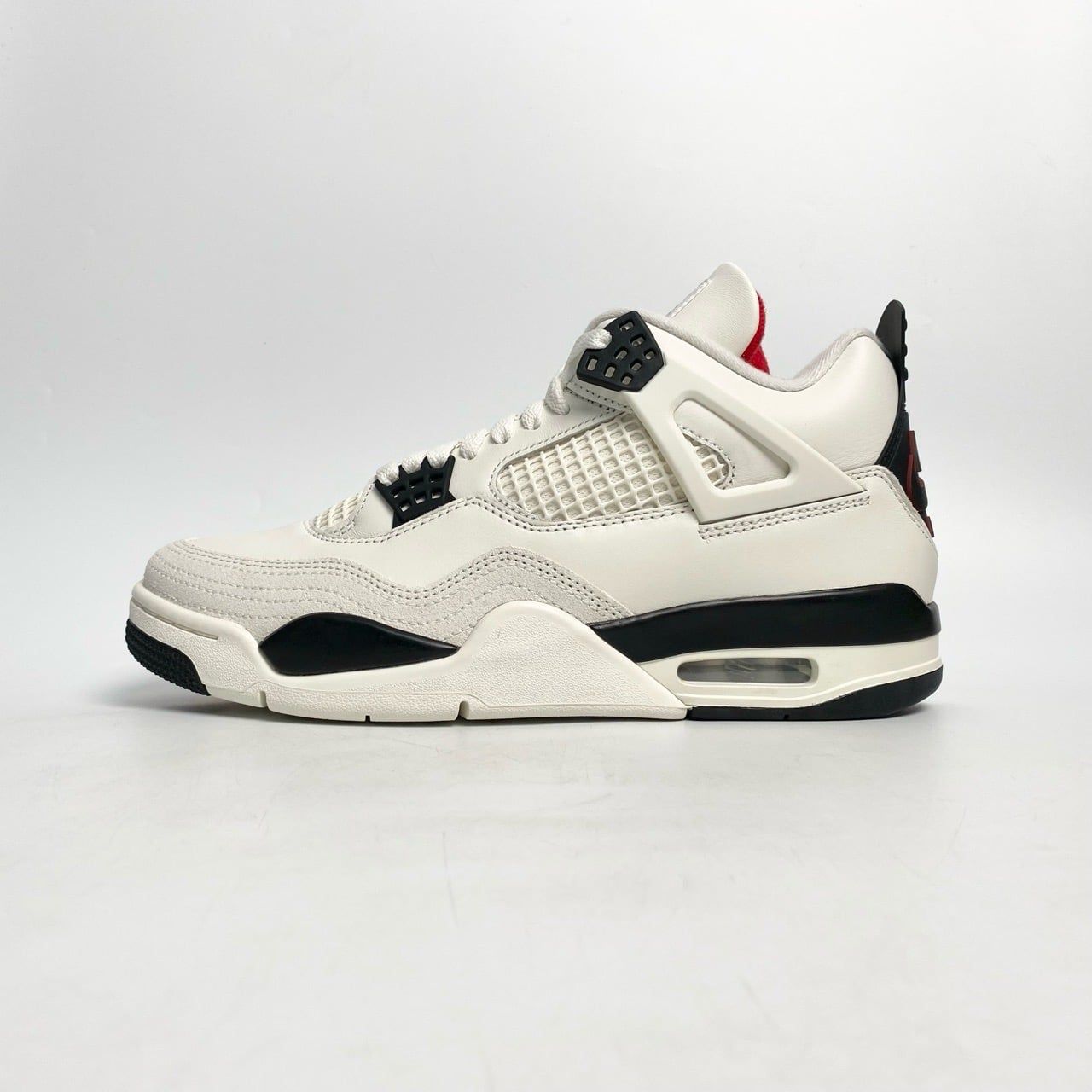  NIKE AIR JORDAN 4 RETRO FLIGHT CLUB IM4002-100 