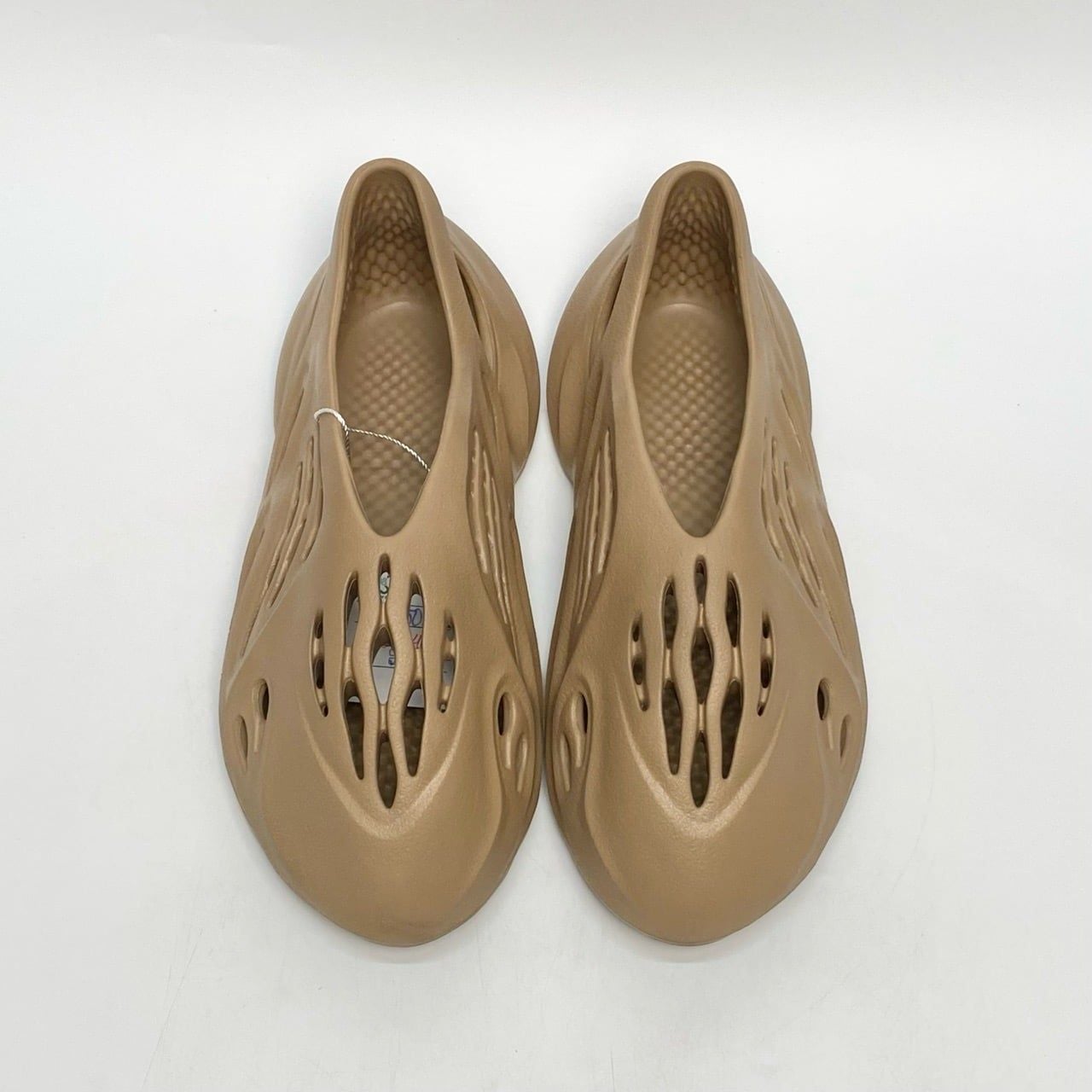  ADIDAS YEEZY FOAM RNR CLAY TAUPE GV6842 