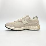  NEW BALANCE 2002R OFF WHITE M2002RCC 