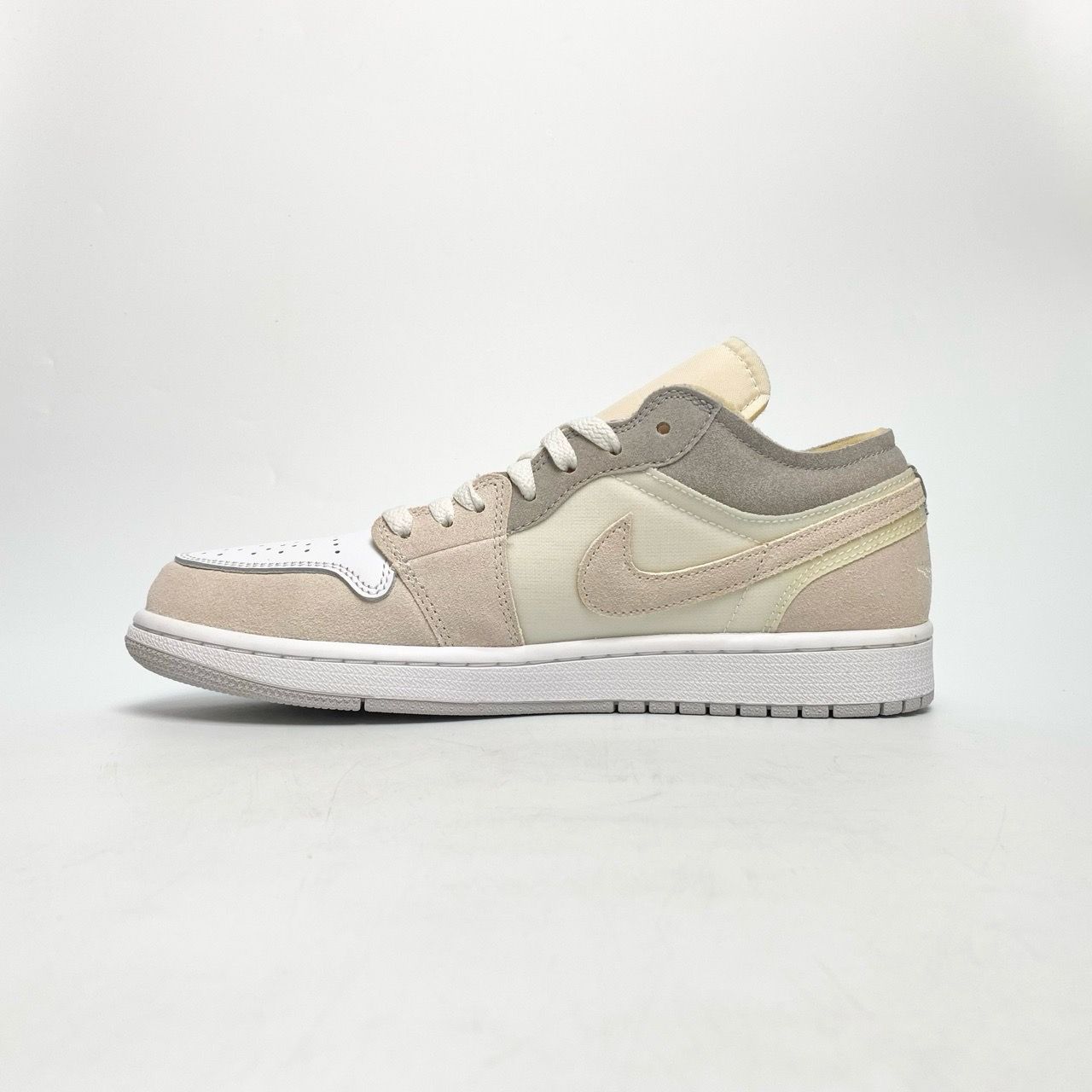  NIKE AIR JORDAN 1 LOW SE CRAFT INSIDE OUT - DN1635-100 