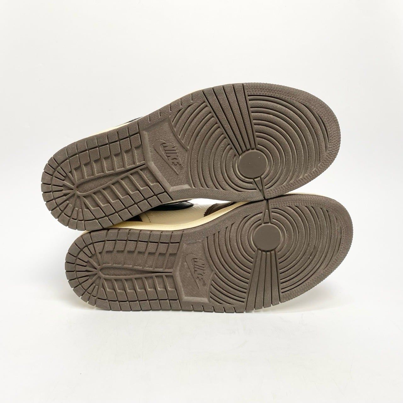  NIKE TRAVIS SCOTT X AIR JORDAN 1 RETRO HIGH OG MOCHA CD4487-100 