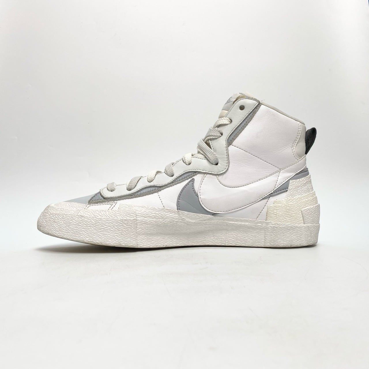  NIKE BLAZER MID SACAI WHITE GREY BV0072-100 