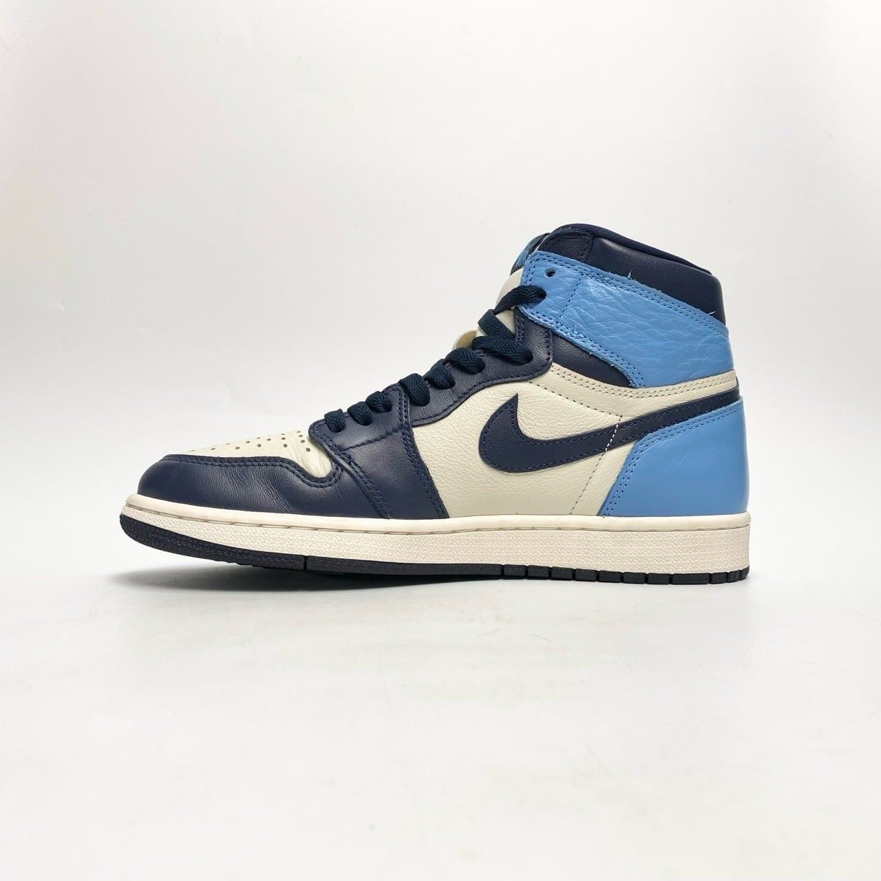  NIKE AIR JORDAN 1 RETRO HIGH OG OBSIDIAN 555088-140 
