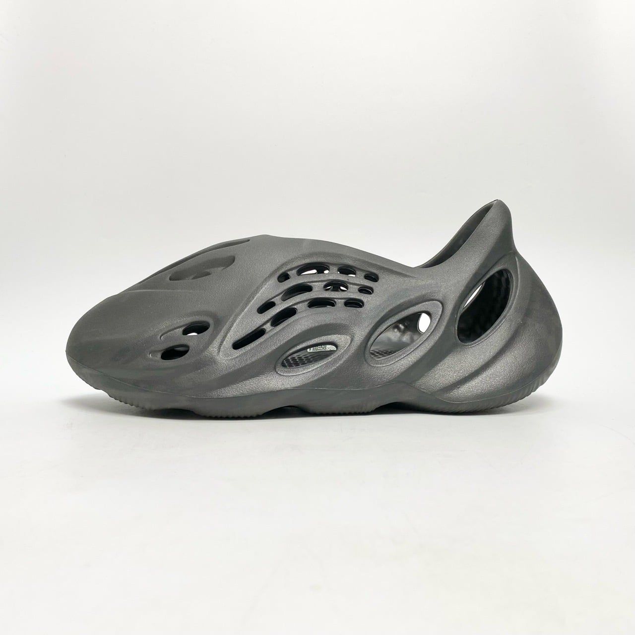  ADIDAS YEEZY FOAM RNR ONYX BLACK HP8739 