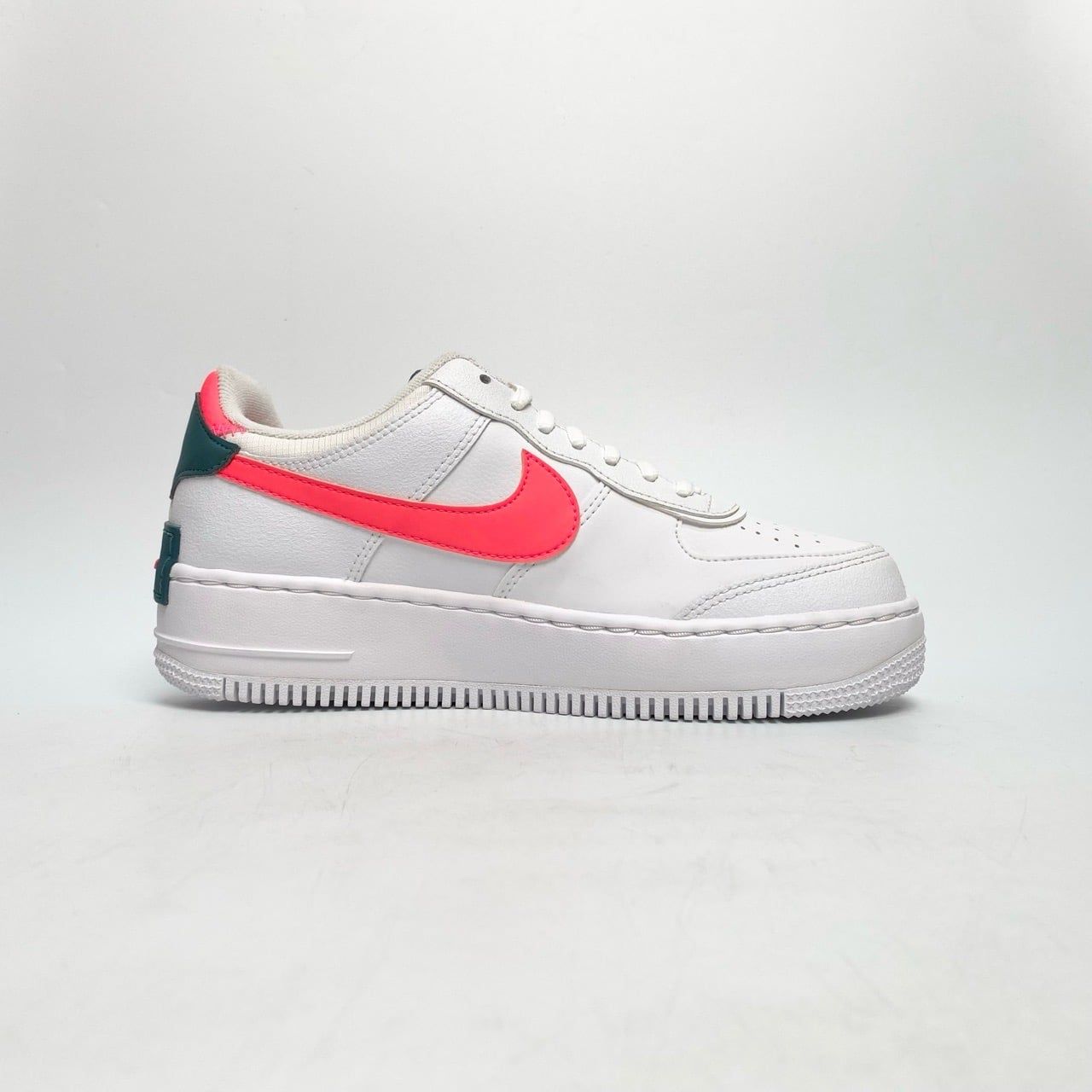  NIKE AIR FORCE 1 SHADOW SE WOMEN'S SOLAR RED - DB3902-100 