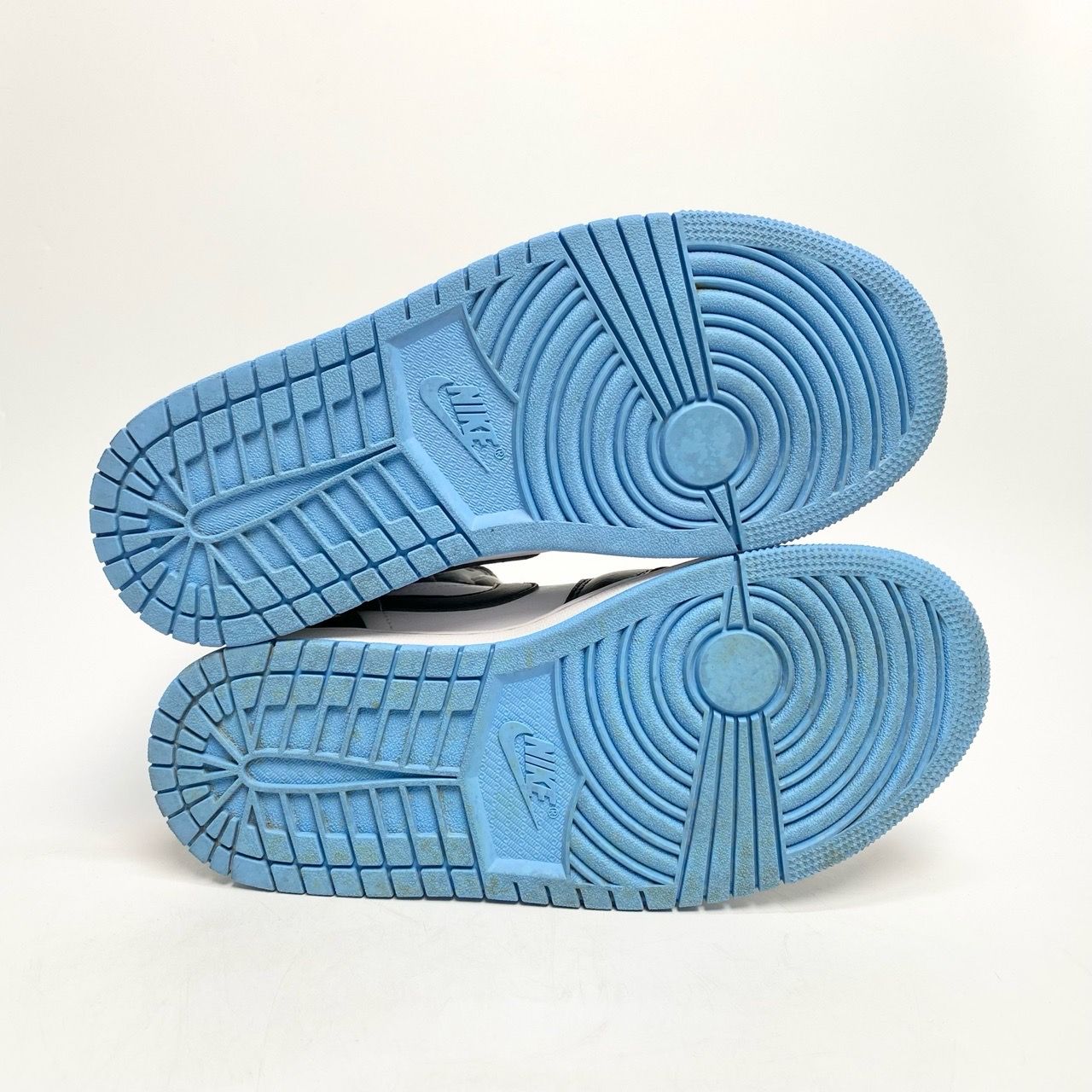  NIKE WMNS AIR JORDAN 1 MID UNIVERSITY BLUE BQ6472-102 