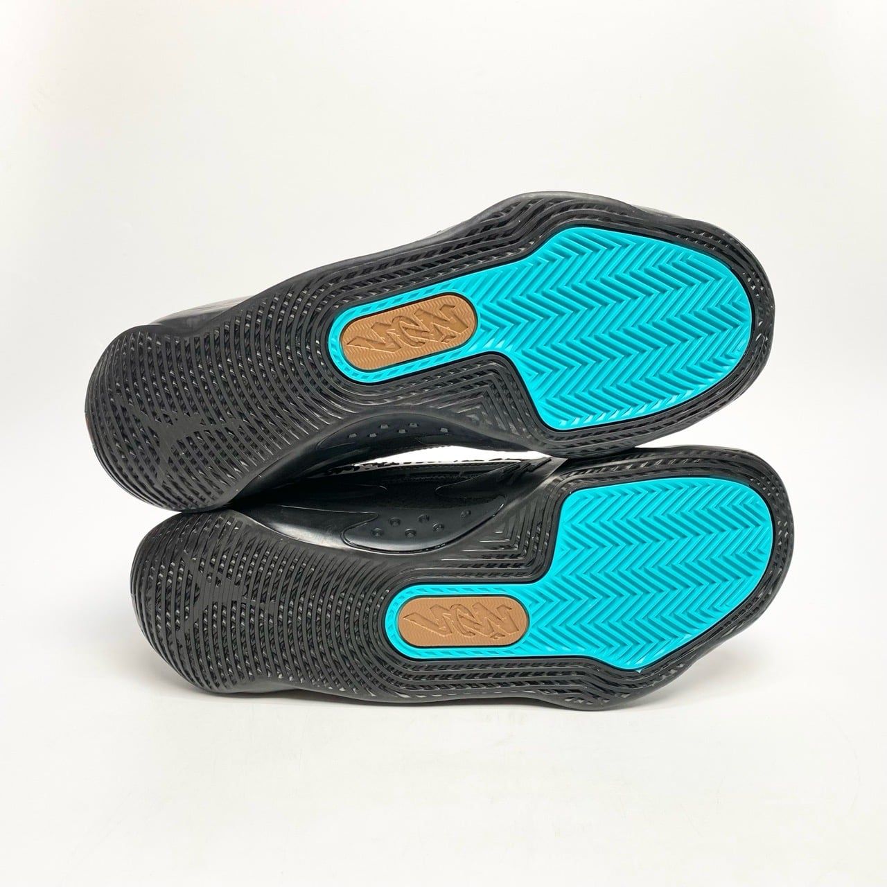  NIKE AIR JORDAN ZION 3 PRESSURE DR0675-002 