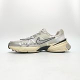  NIKE V2K RUN PURE PLATINUM METALLIC SILVER HJ4497-100 