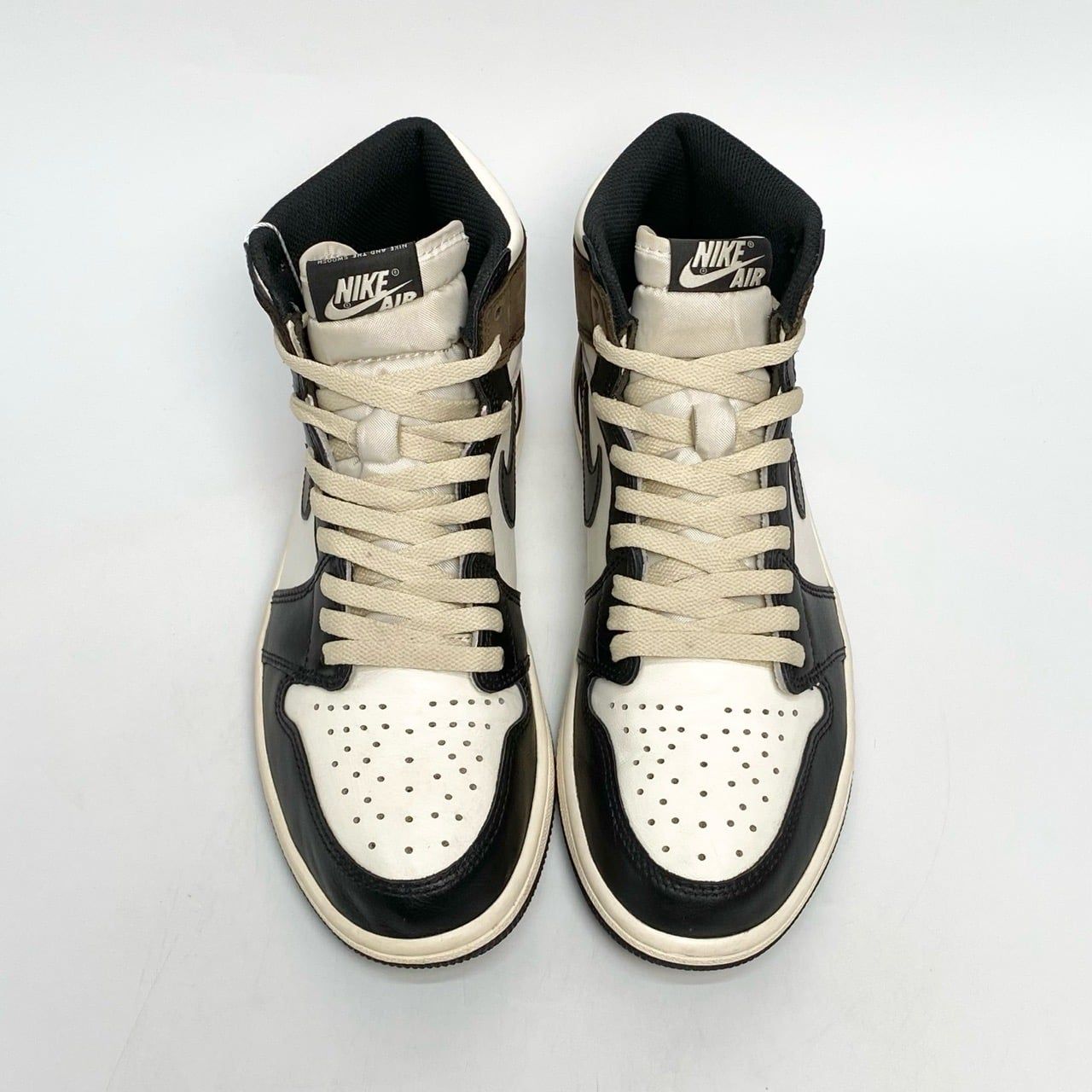  NIKE AIR JORDAN 1 RETRO HIGH OG DARK MOCHA 555088-105 
