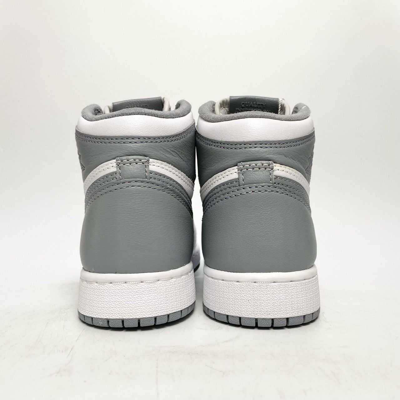  NIKE AIR JORDAN 1 RETRO HIGH OG STEALTH 575441-037 