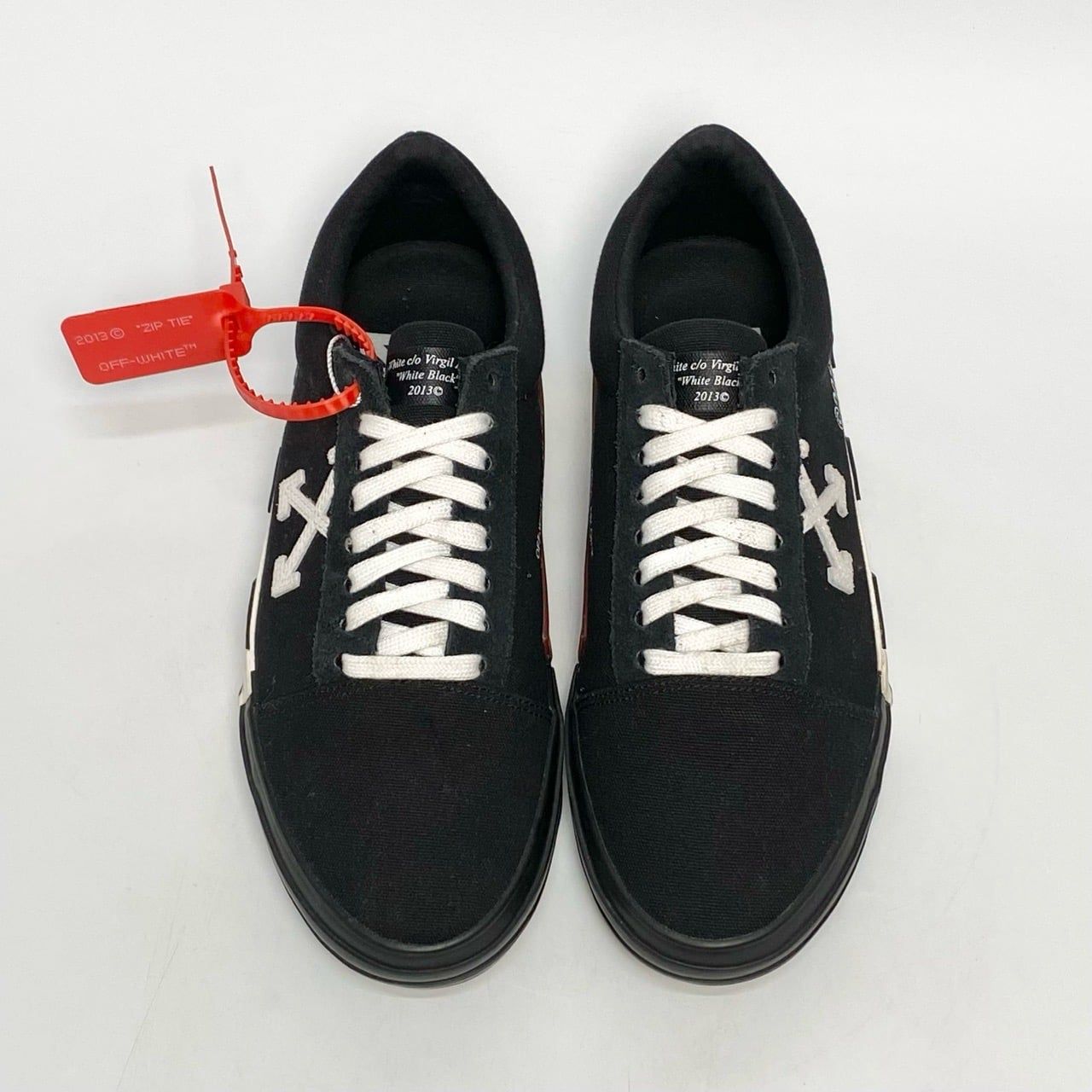  OFF-WHITE VULC LOW BLACK WHITE OMIA085R21FAB001-1001 