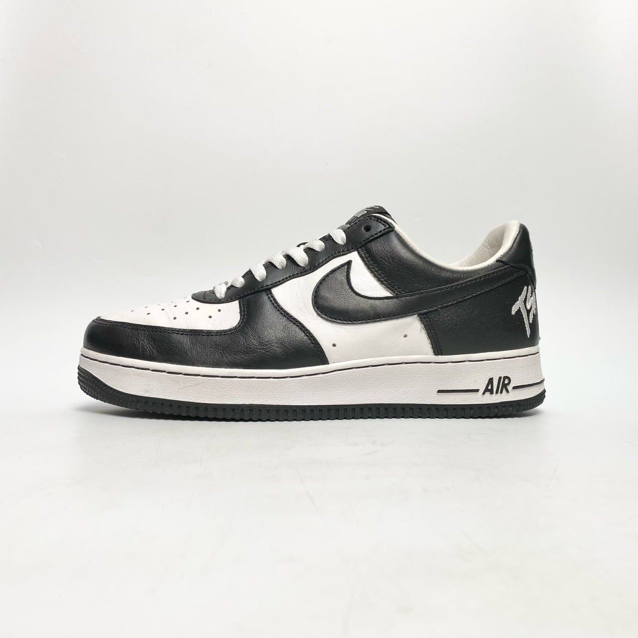  NIKE AIR FORCE 1 X TERROR SQUAD LOW BLACK WHITE FJ5756-100 