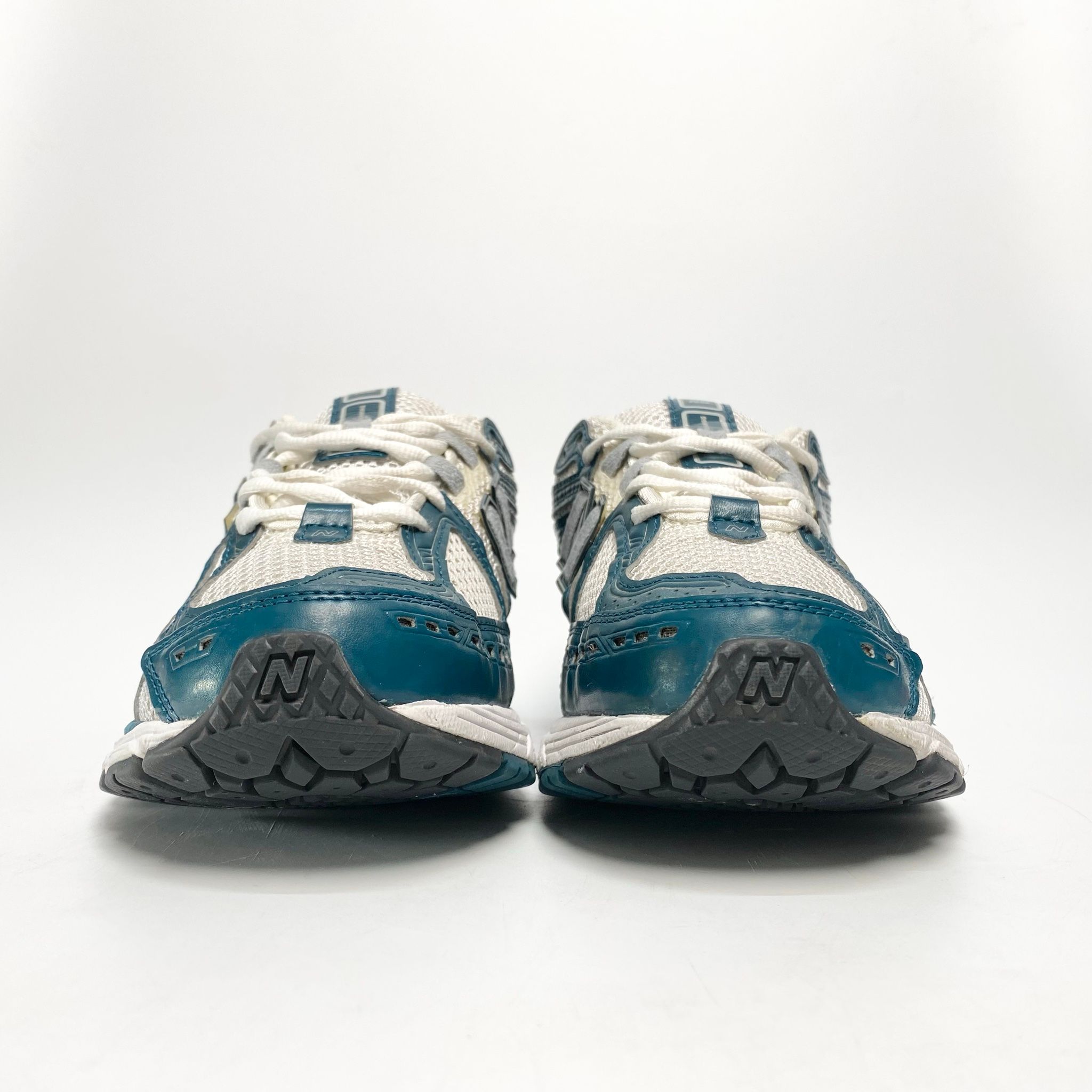  NEW BALANCE 1906R WHITE NAVY SILVER M1906RFA 