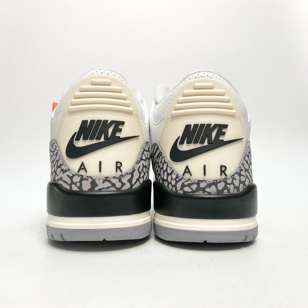  NIKE AIR JORDAN 3 RETRO WHITE CEMENT REIMAGINED DN3707-100 