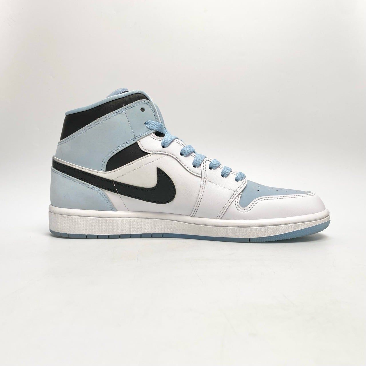  NIKE AIR JORDAN 1 MID ICE BLUE DV1308-104 