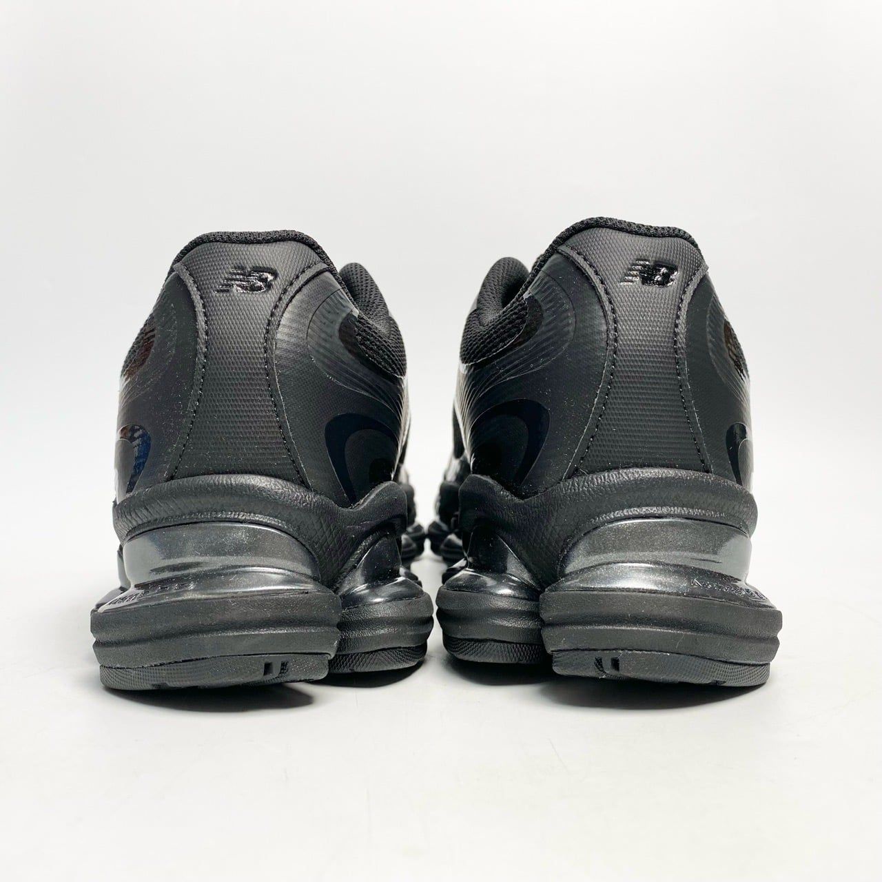  NEW BALANCE 2000 TRIPLE BLACK U2000ETB 