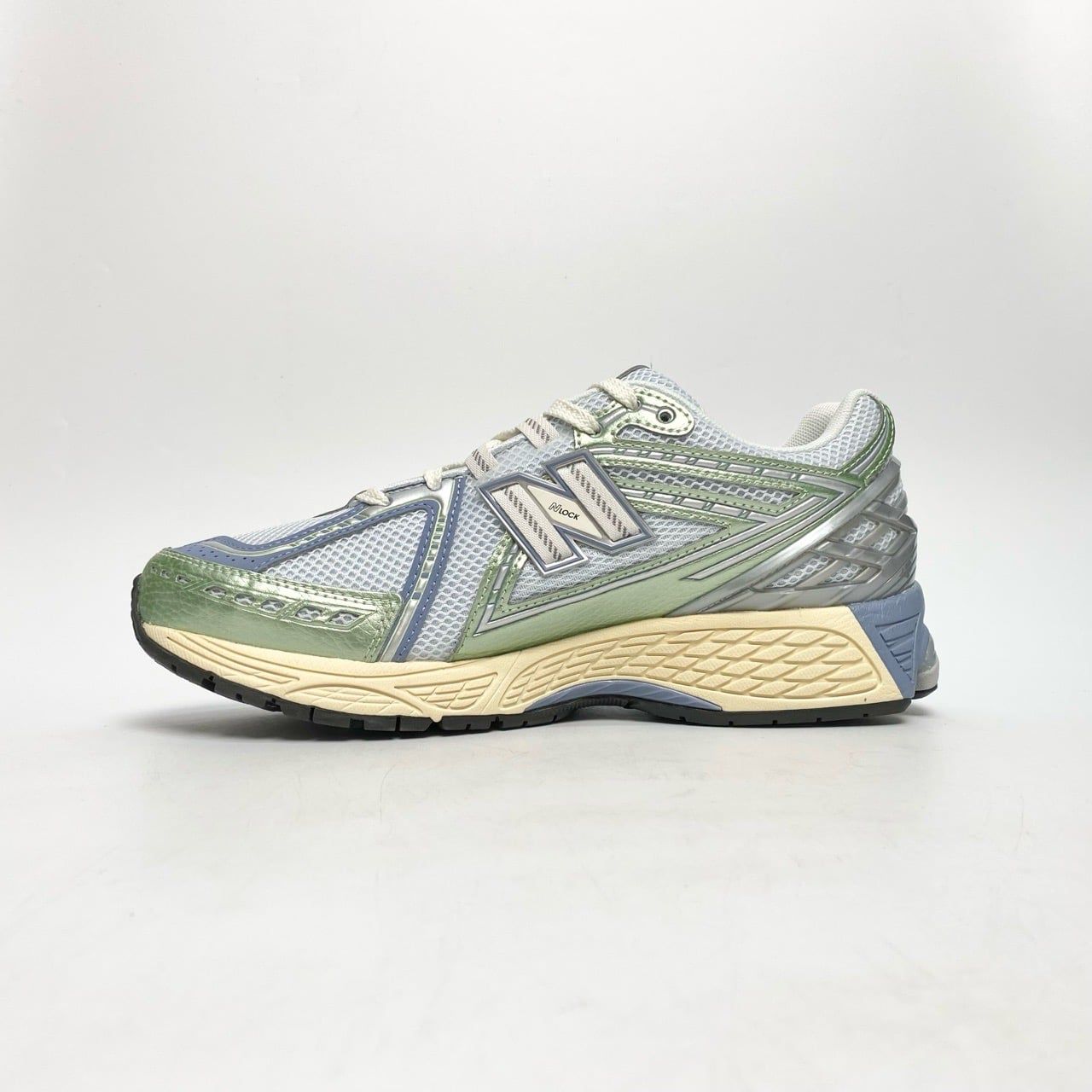  NEW BALANCE 1906R METALLIC GREEN U1906RNE 