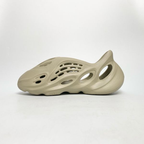  ADIDAS YEEZY FOAM RNR STONE SALT GV6840 