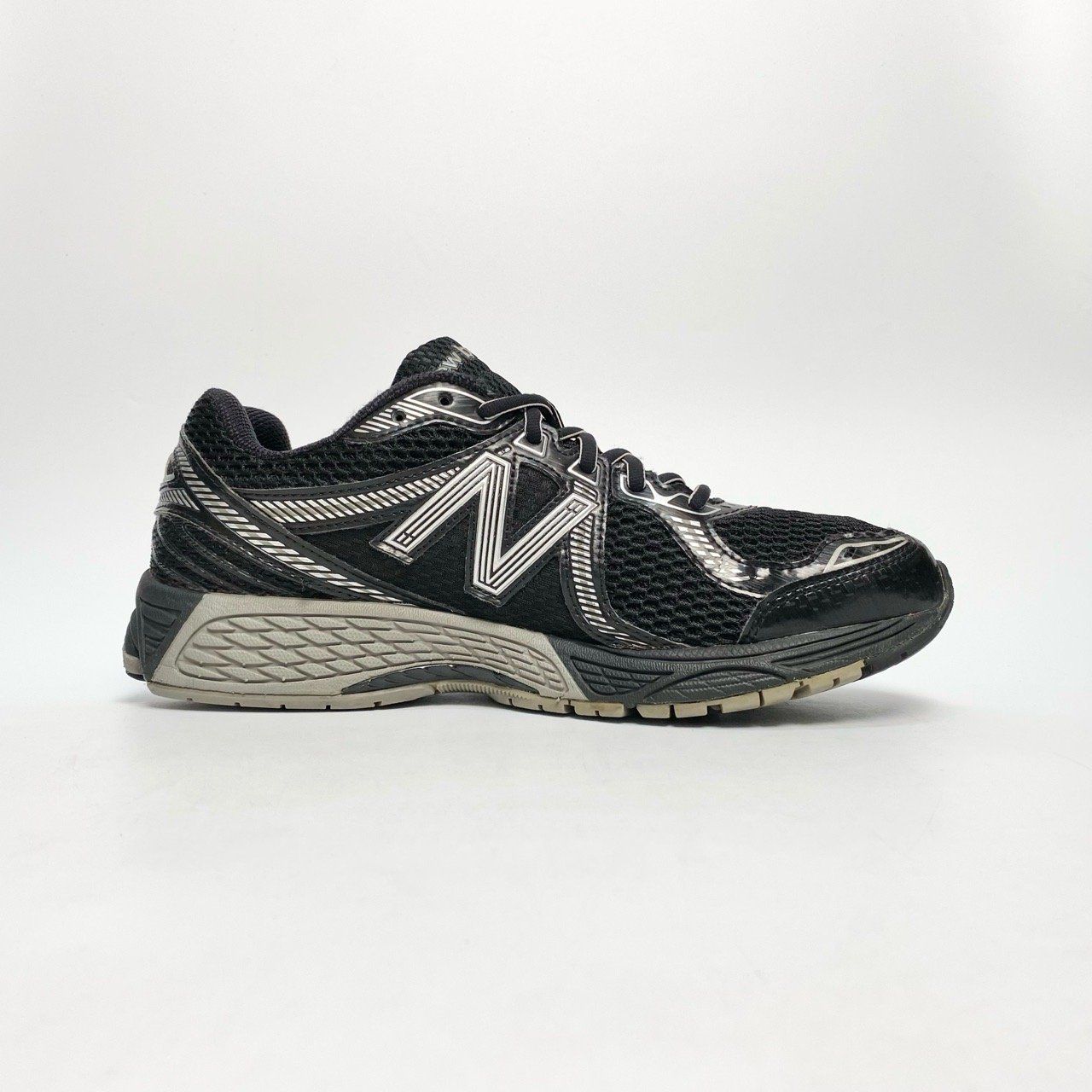  NEW BALANCE L860XC BLACK SILVER ML860XC 