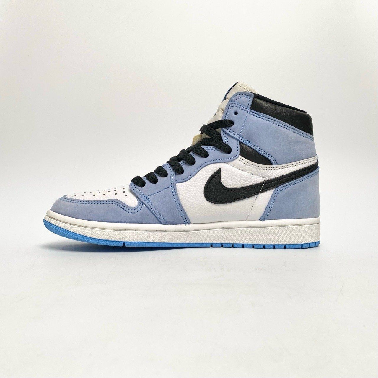  NIKE AIR JORDAN 1 RETRO HIGH OG UNIVERSITY BLUE 555088-134 
