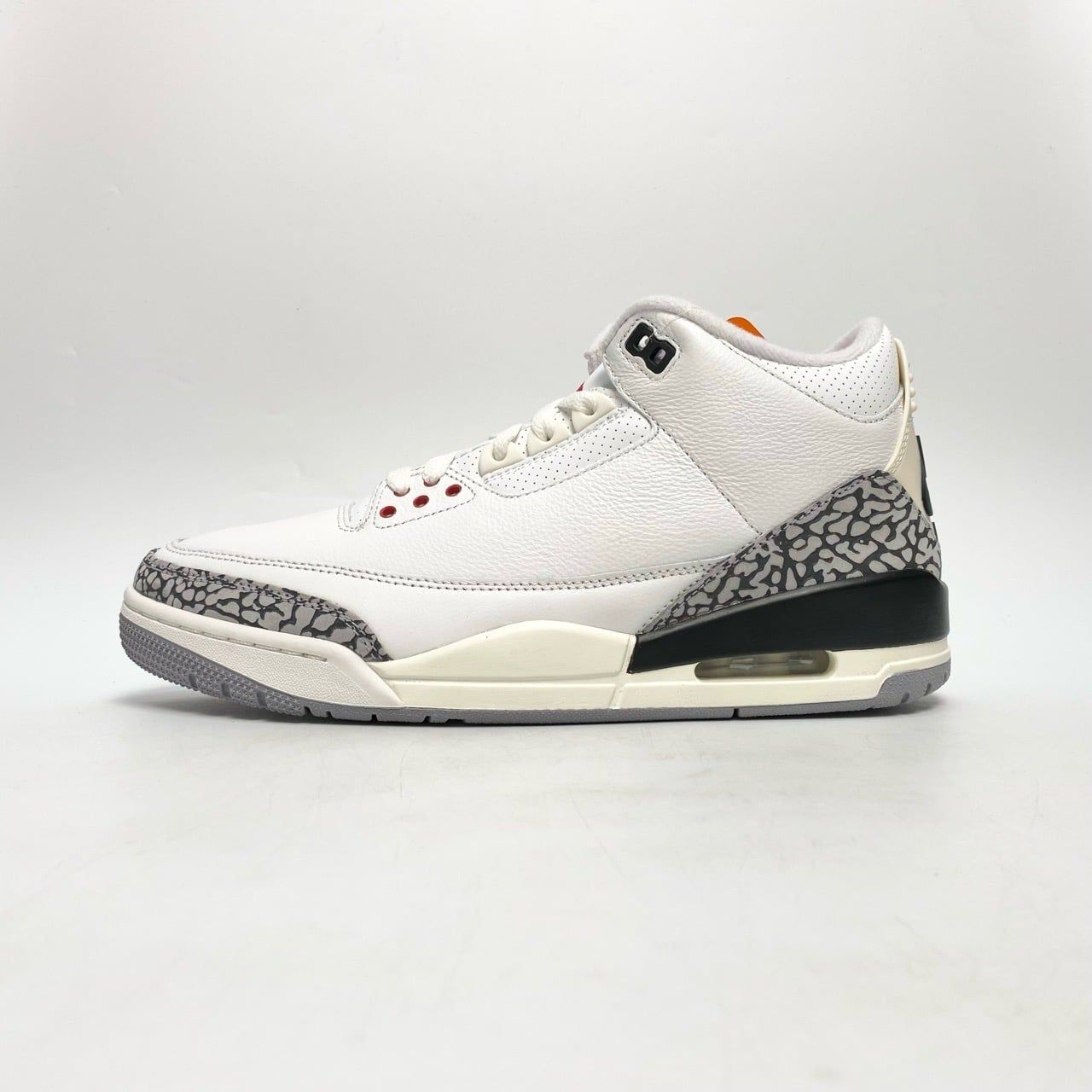  NIKE AIR JORDAN 3 RETRO WHITE CEMENT REIMAGINED DN3707-100 