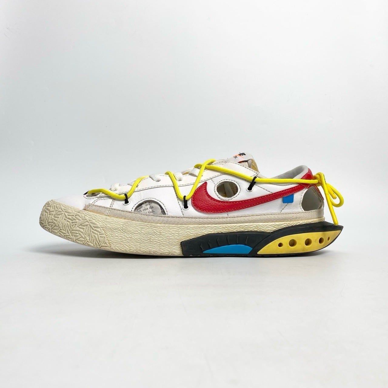  NIKE OFF WHITE X BLAZER LOW WHITE UNIVERSITY RED DH7863-100 
