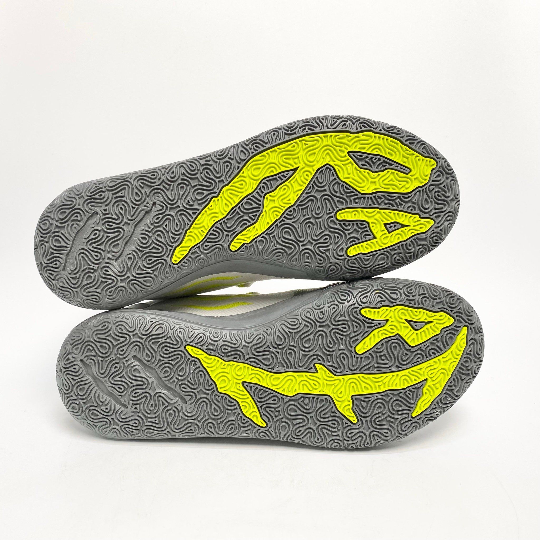  PUMA LAMELO BALL MB.03 CHINO HILLS 379235-01 