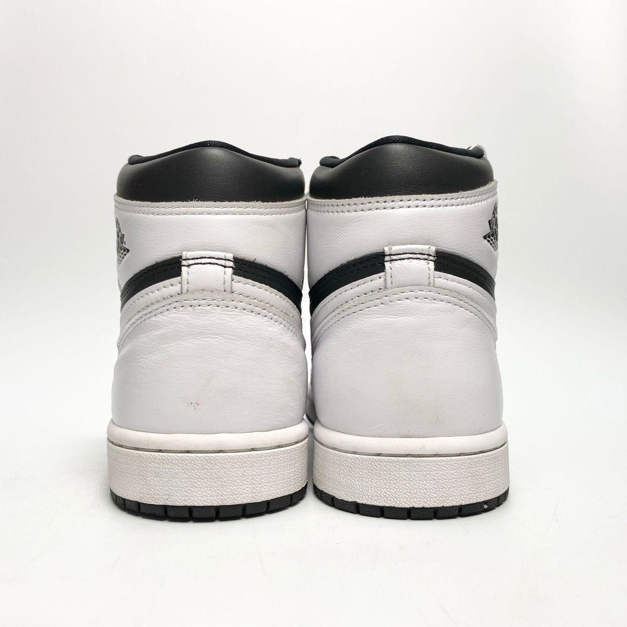  NIKE AIR JORDAN 1 RETRO HIGH OG BLACK WHITE DZ5485-010 