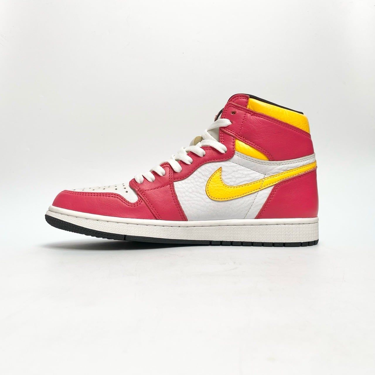  NIKE AIR JORDAN 1 RETRO HIGH OG LIGHT FUSION RED 555088-603 