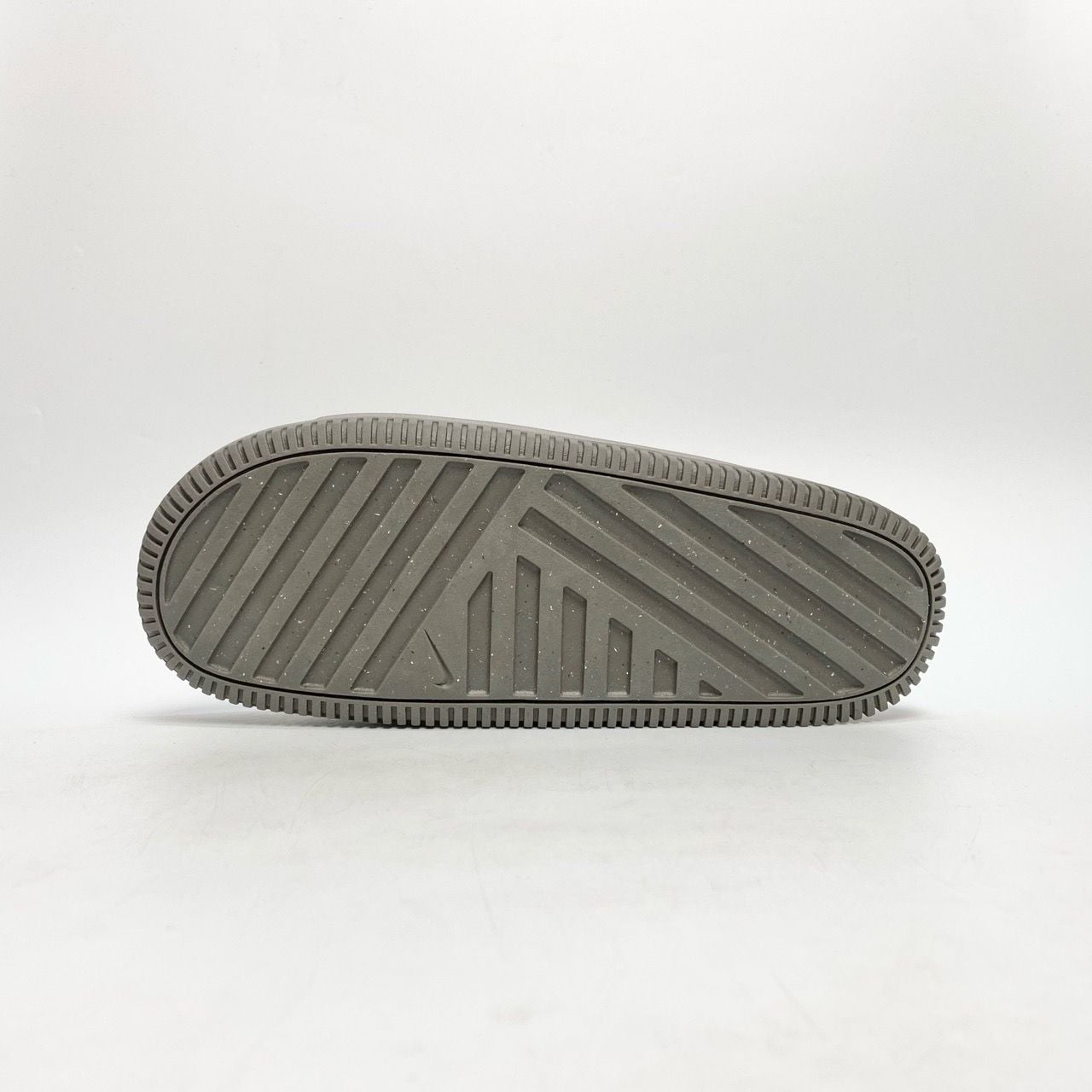  NIKE CALM SLIDE FLAT PEWTER FD4116-002 