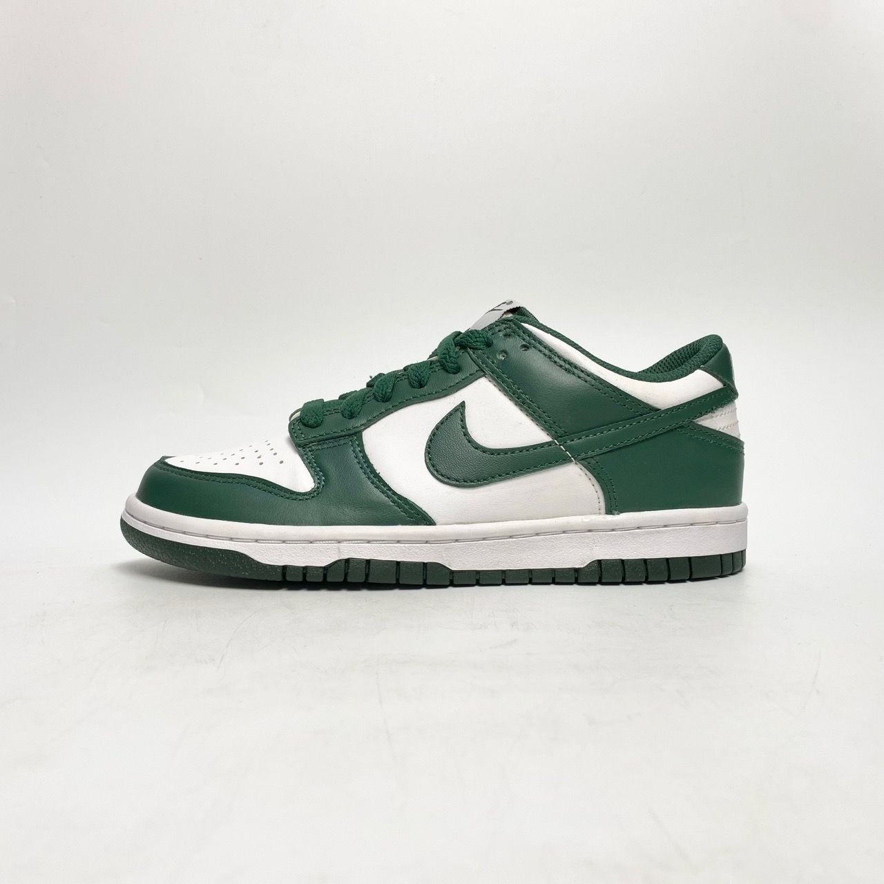  NIKE DUNK LOW MICHIGAN STATE CW1590-102 
