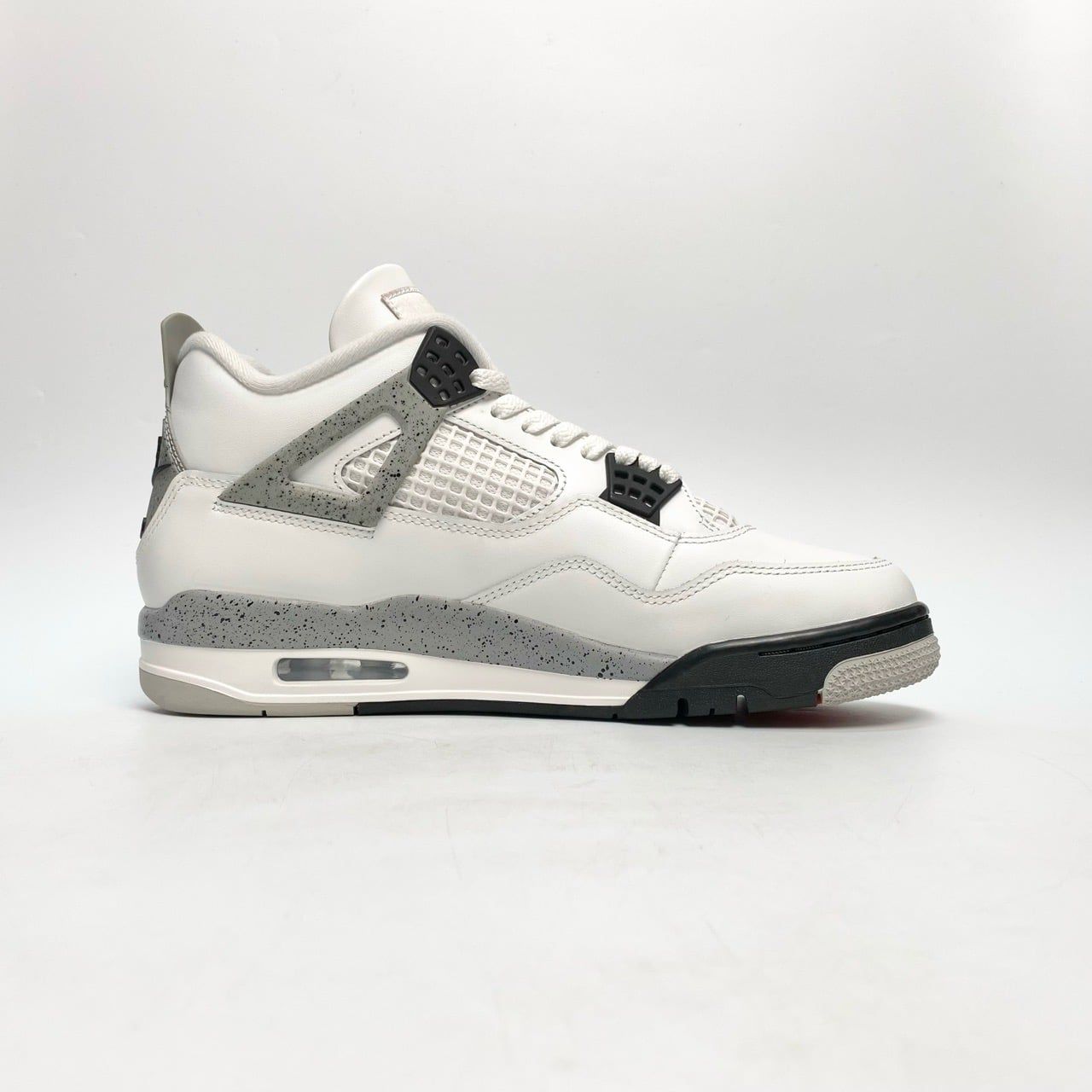  NIKE AIR JORDAN 4 RETRO WHITE CEMENT FV5029-100 