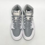  NIKE AIR JORDAN 1 RETRO HIGH OG WHITE STEALTH 555088-037 
