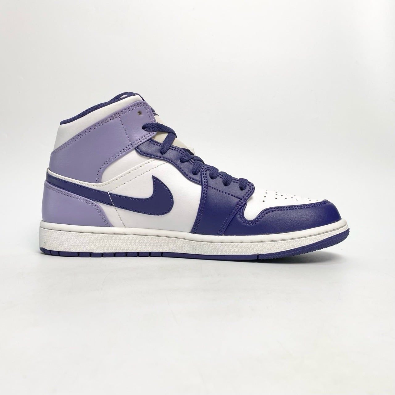  NIKE AIR JORDAN 1 MID SKY J PURPLE DQ8426-515 
