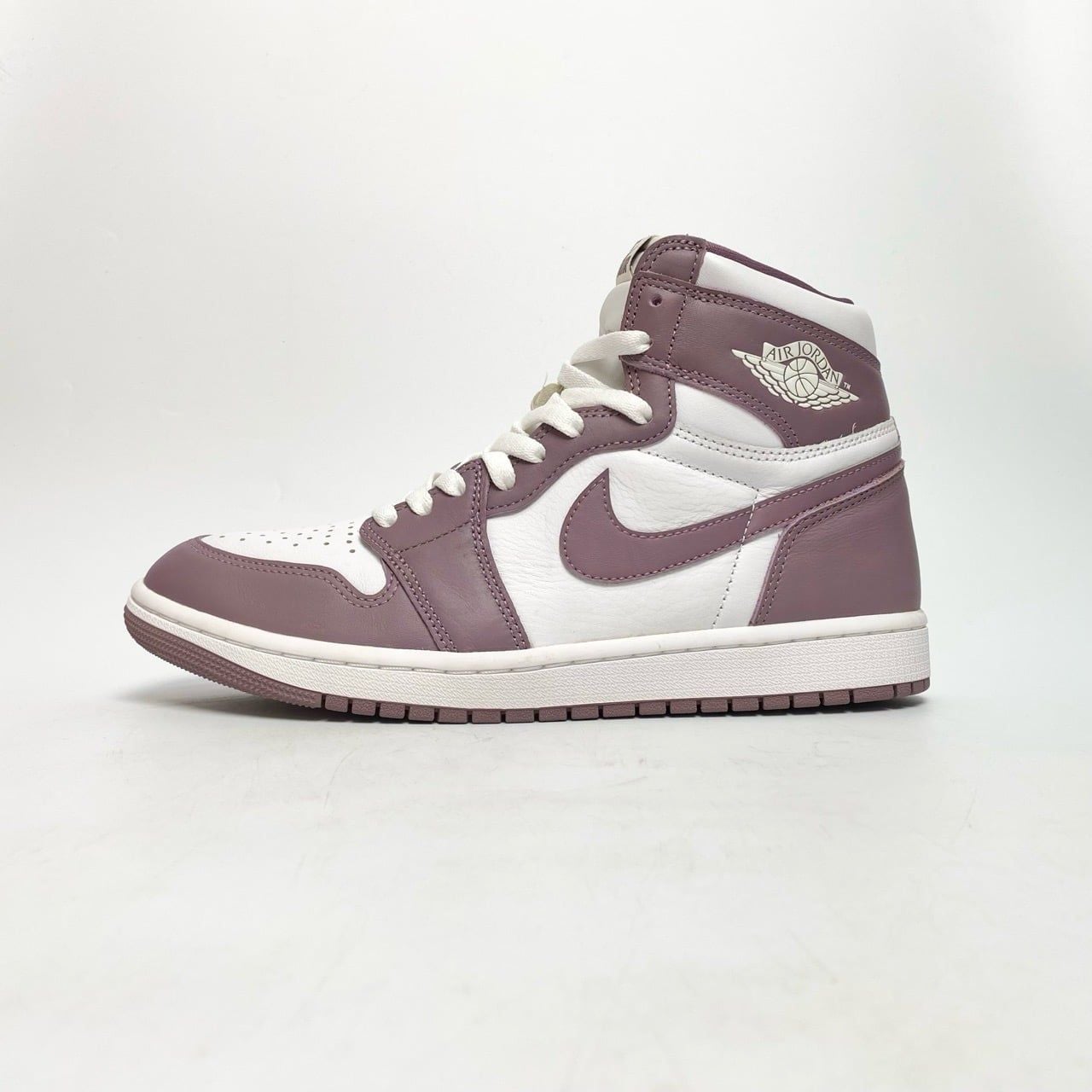  NIKE AIR JORDAN 1 RETRO HIGH OG MAUVE DZ5485-105 