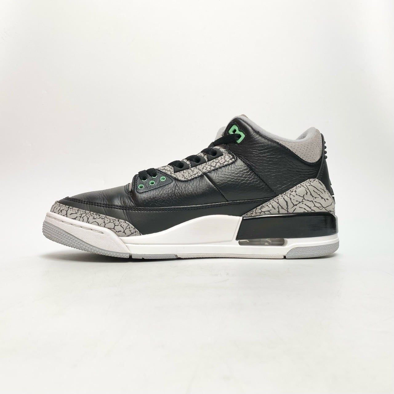  NIKE AIR JORDAN 3 RETRO GREEN GLOW CT8532-031 