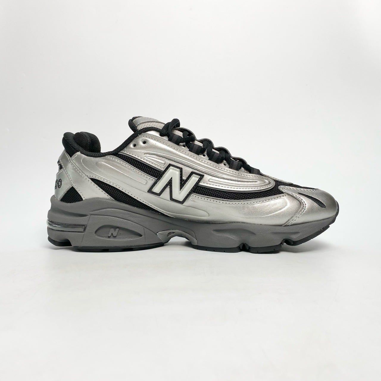 NEW BALANCE 1000 BLACK SILVER METALLIC M1000EGR 