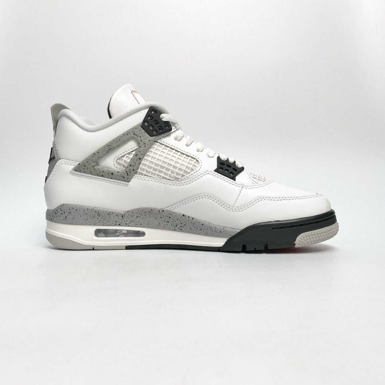  NIKE AIR JORDAN 4 RETRO WHITE CEMENT FV5029-100 