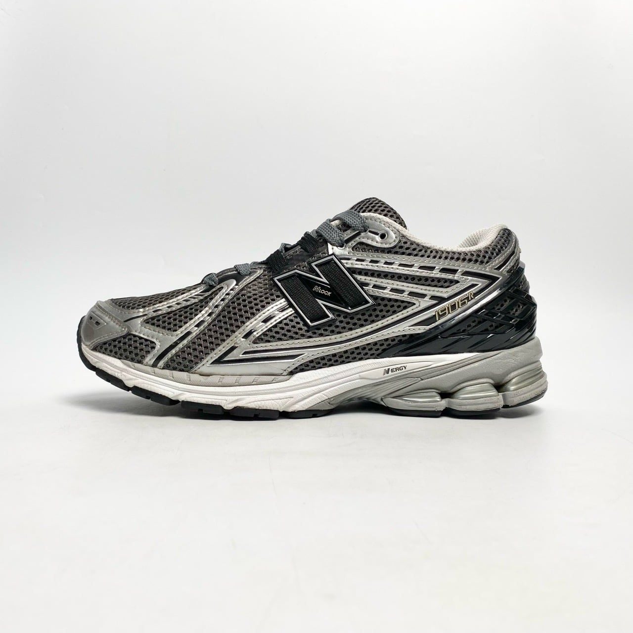  GIÀY NEW BALANCE 1906R SILVER METALIC BLACK U1906RCG 