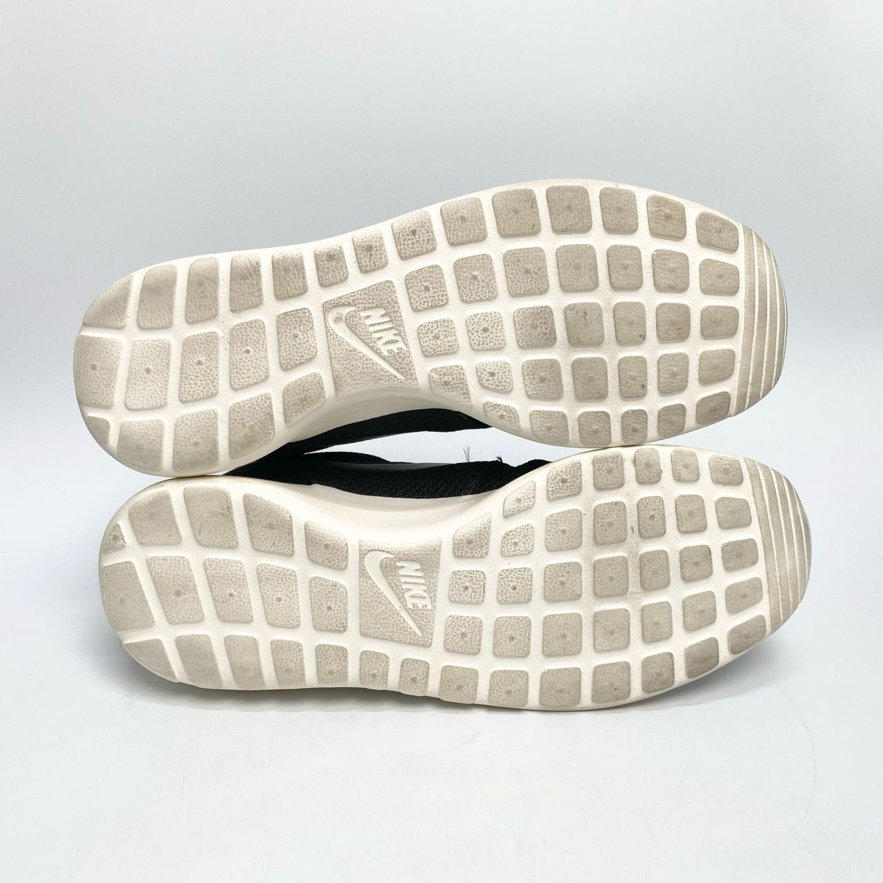  NIKE ROSHE ONE LOW TRIPLE BLACK 511811-010 