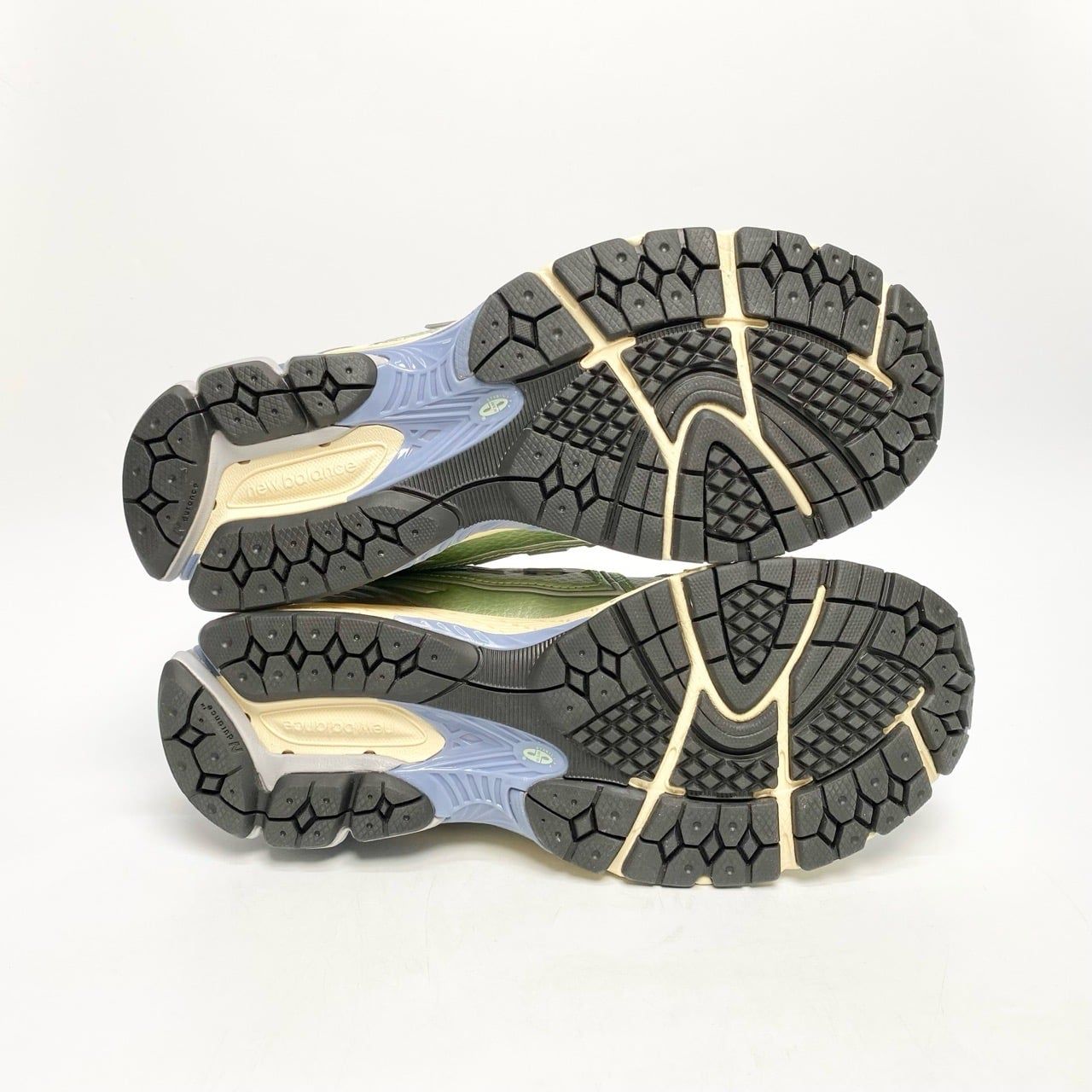  NEW BALANCE 1906R METALLIC GREEN U1906RNE 