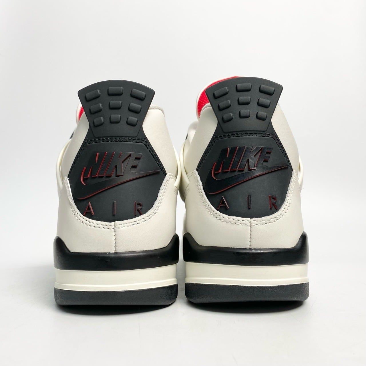  NIKE AIR JORDAN 4 RETRO FLIGHT CLUB IM4002-100 