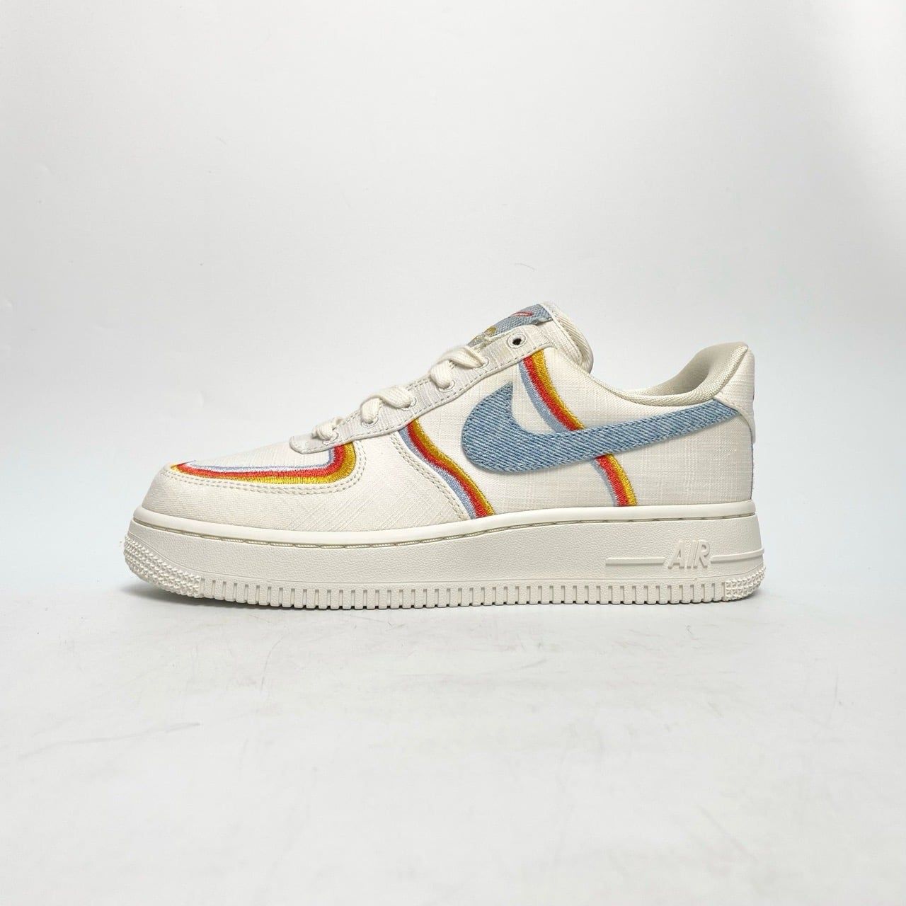  NIKE AIR FORCE 1 LOW SAIL DENIM SWOOSH CREAM DJ4655-133 