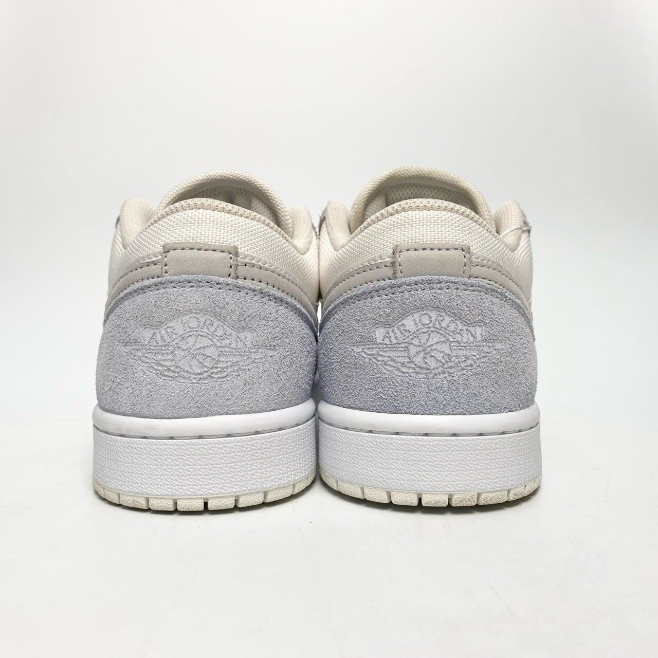  NIKE AIR JORDAN 1 LOW PARIS CV3043-100 
