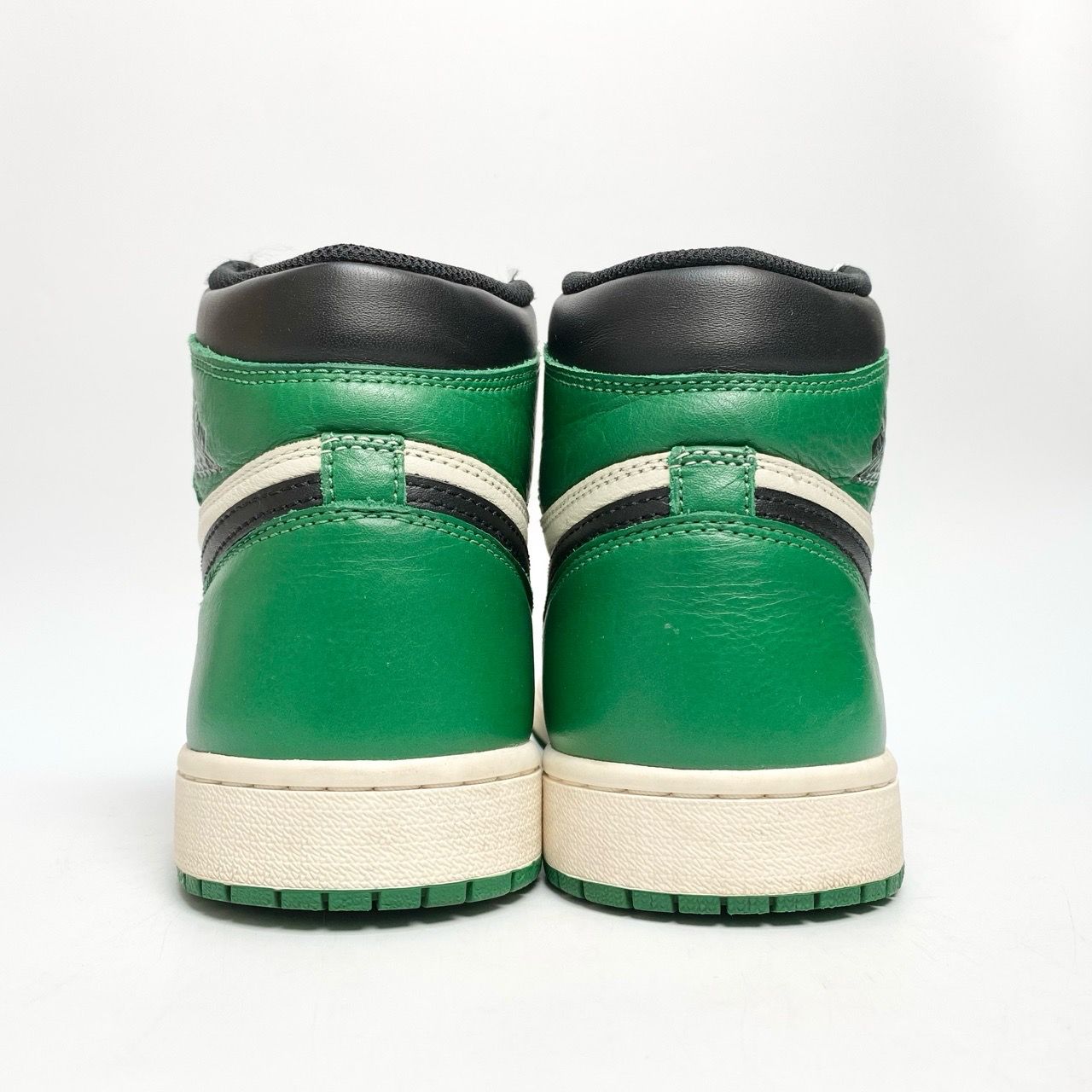  NIKE AIR JORDAN 1 RETRO HIGH OG PINE GREEN 555088-302 