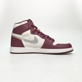  NIKE AIR JORDAN 1 RETRO HIGH OG BORDEAUX 555088-611 
