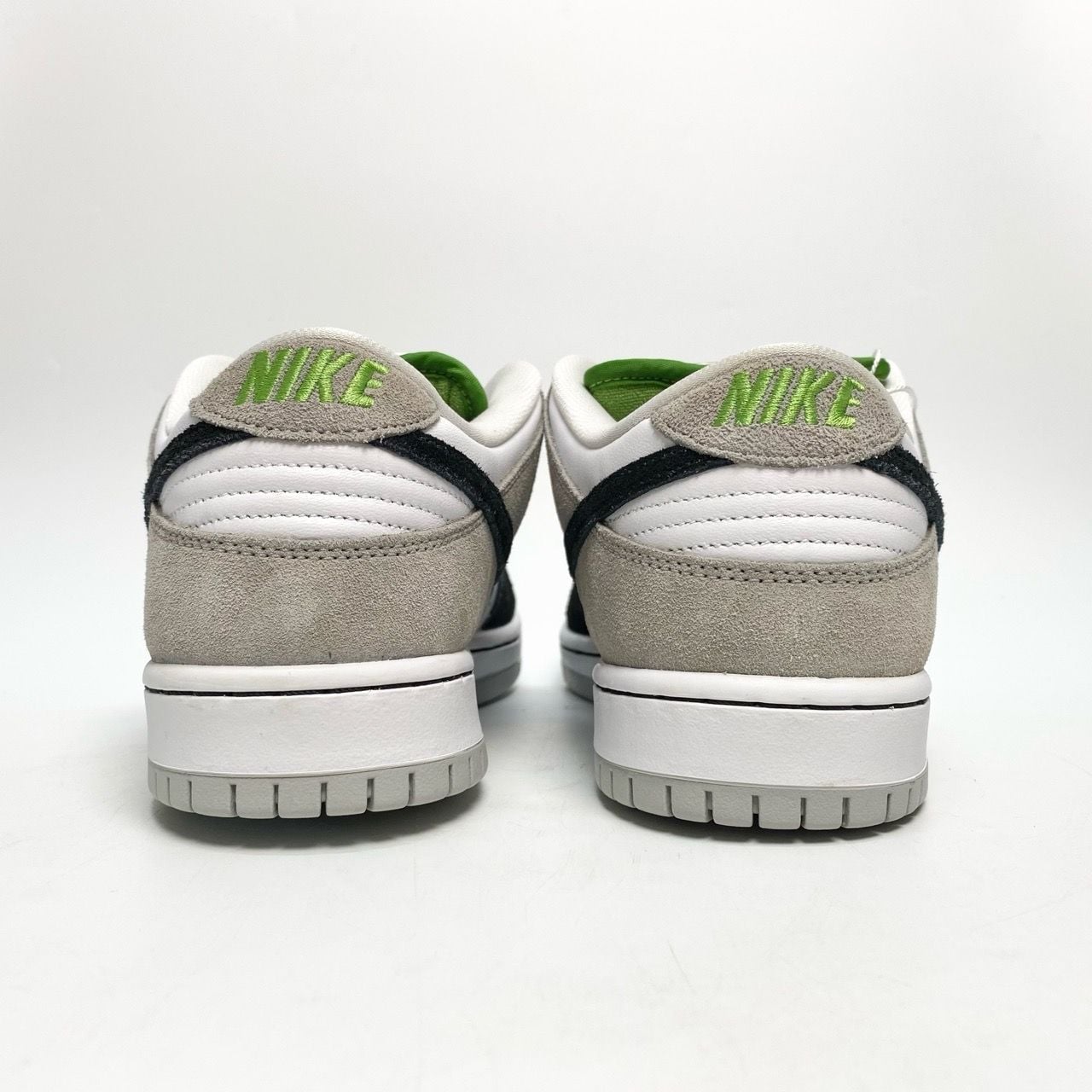  NIKE DUNK LOW SB CHLOROPHYLL BQ6817-011 