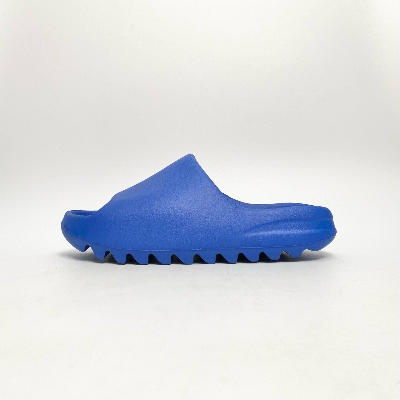  ADIDAS YEEZY SLIDE AZURE ID4133 
