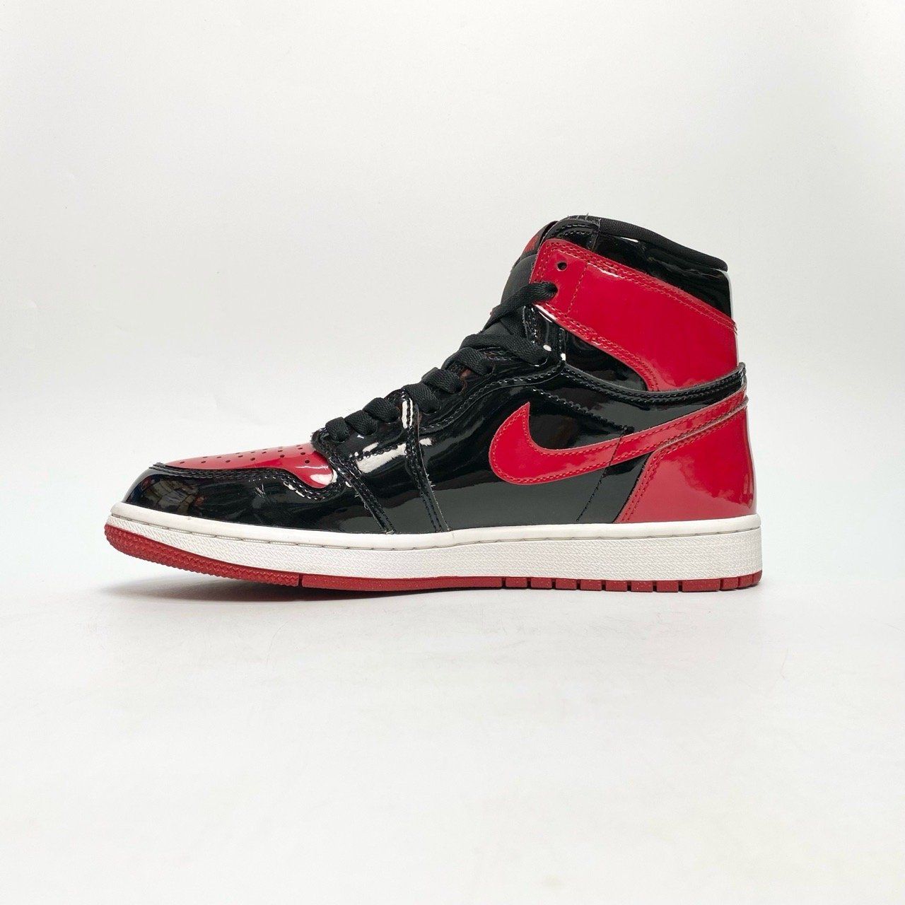  NIKE AIR JORDAN 1 RETRO HIGH OG PATENT BRED 555088-063 