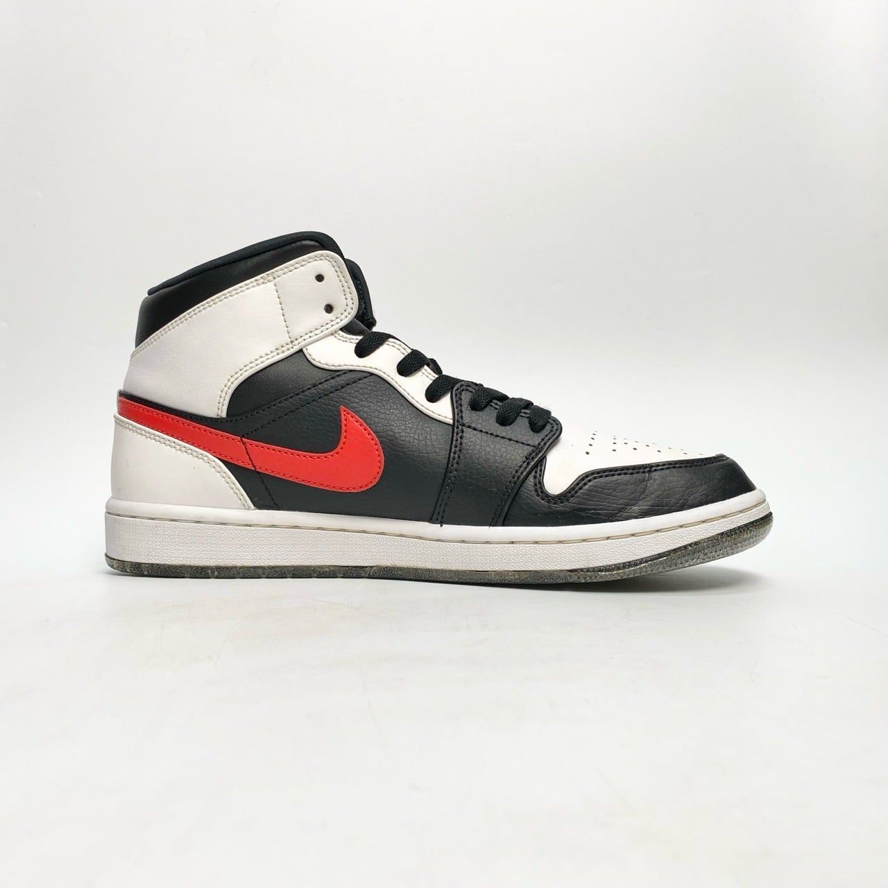  NIKE AIR JORDAN 1 MID CHILE RED 554724-075 
